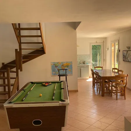 Holiday home Grande Maison Avec Piscine